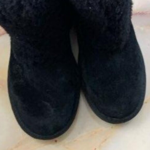 Ugg Patten Boots - Picture 6 of 12